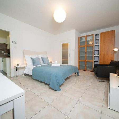 Apartment Blue - Zentral Und Gut Angebunden دوسلدورف المظهر الخارجي الصورة